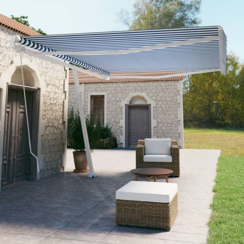 kék és fehér kézzel kihúzható póznás napellenző 500 x 350 cm
