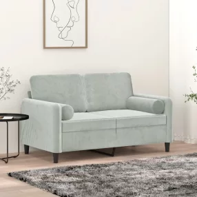  2 személyes világosszürke bársony kanapé díszpárnákkal 120 cm
