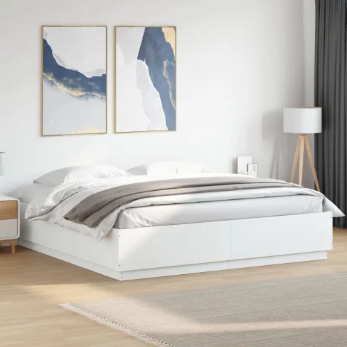 fehér szerelt fa ágykeret LED-del 200 x 200 cm