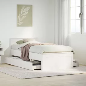   fehér tömör fenyőfa ágy matrac nélkül fejtámlával 90 x 200 cm