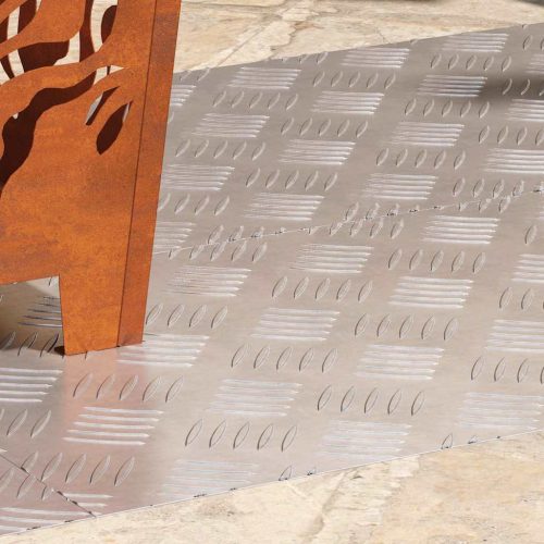 Rácsos lemezek 4 pcs Ezüst 90 x 40 cm Alumínium