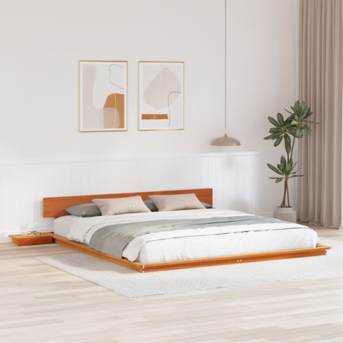 Földi ágykeret éjjeli asztalokkal gyantázott barna 200x200cm tömör fával